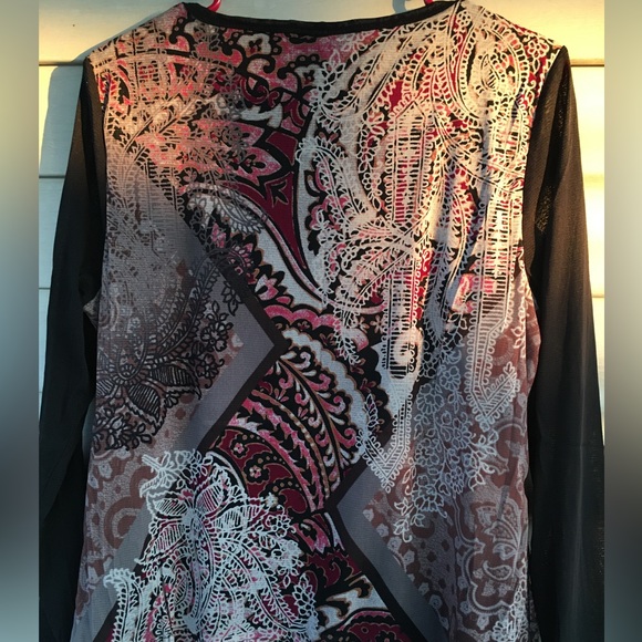 Woman’s Boho Top with long black sheer sleeves. - Picture 6 of 11